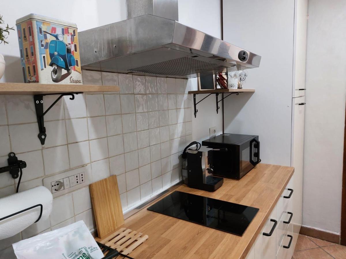 Casa Ninetta - Spaccanapoli - Il Tipico Pianterreno Della Napoli Antica! Dış mekan fotoğraf